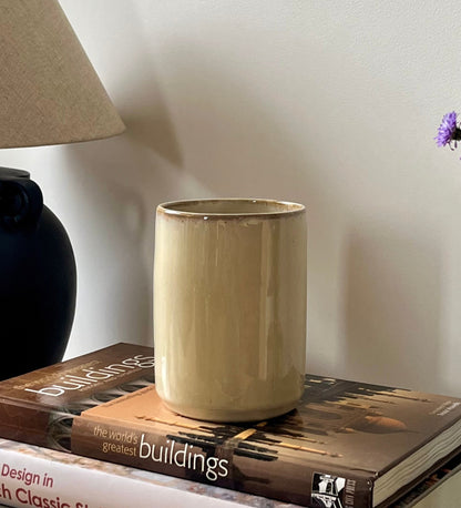Sia Ceramic Pot
