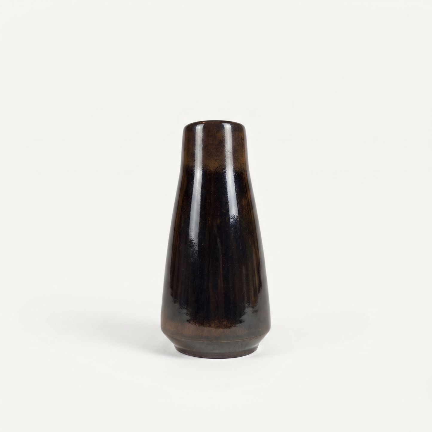 Marlin ceramic pot